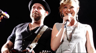 Photo of Sugarland: A Band’s Journey Through Success and Struggle